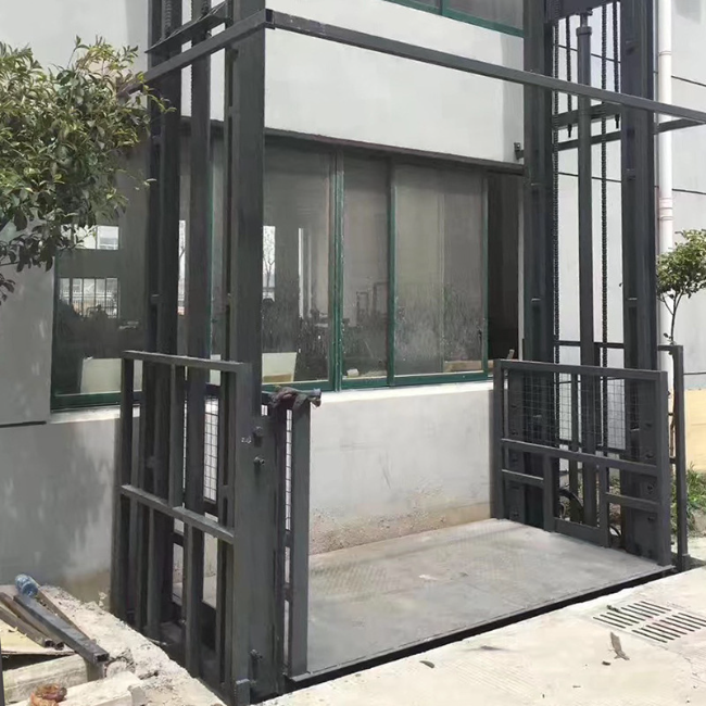 察布查尔5吨室外升降货梯